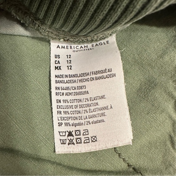 American Eagle Cargo Shorts - Size 12 Large - Picture 12 of 13